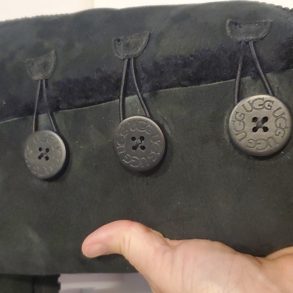 Ugg Bailey Button Triplet II Boot In Black Size 8 - Picture 6 of 9